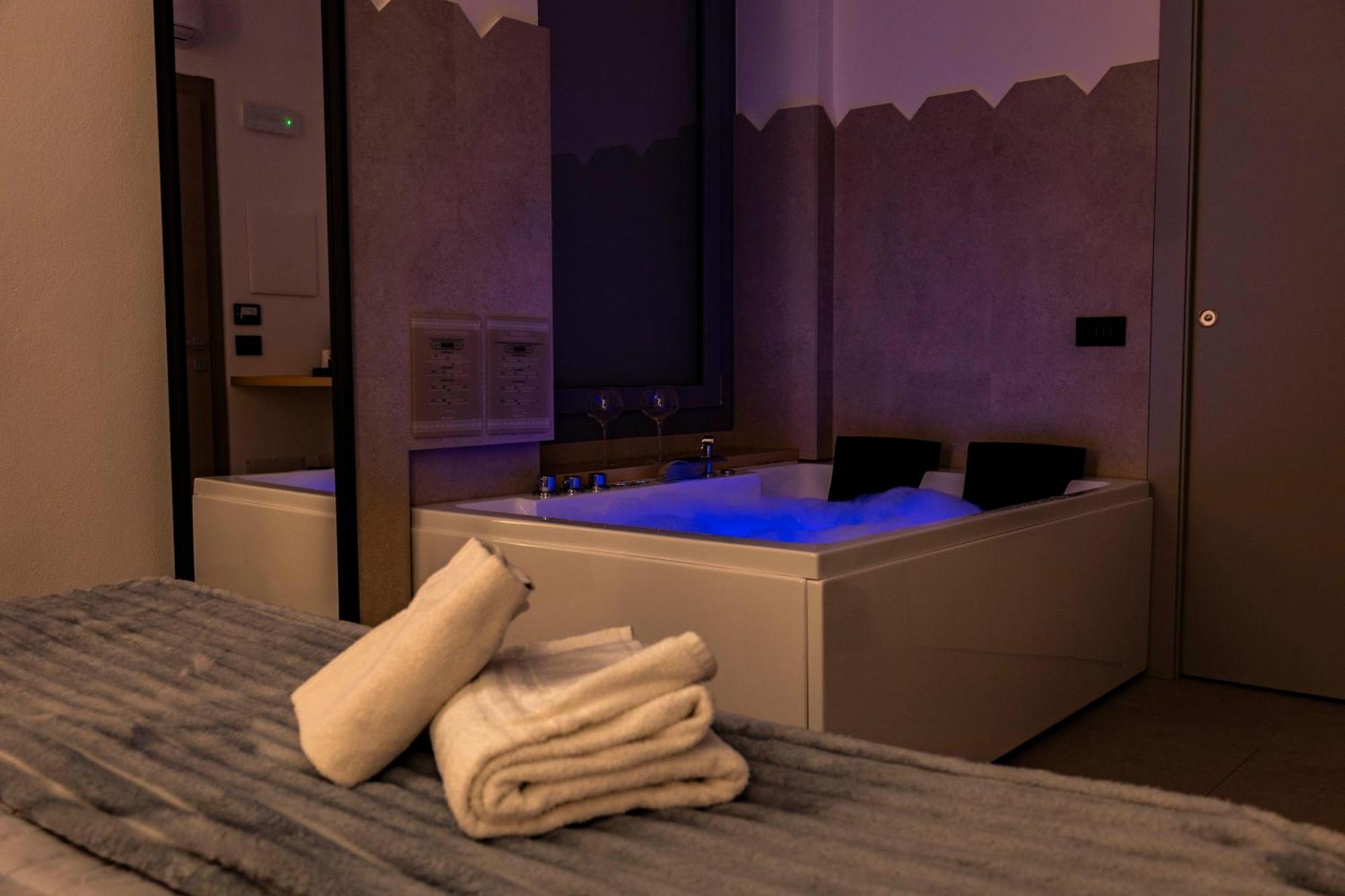 Sardinian Days - Suites & Rooms Cagliari Exterior foto
